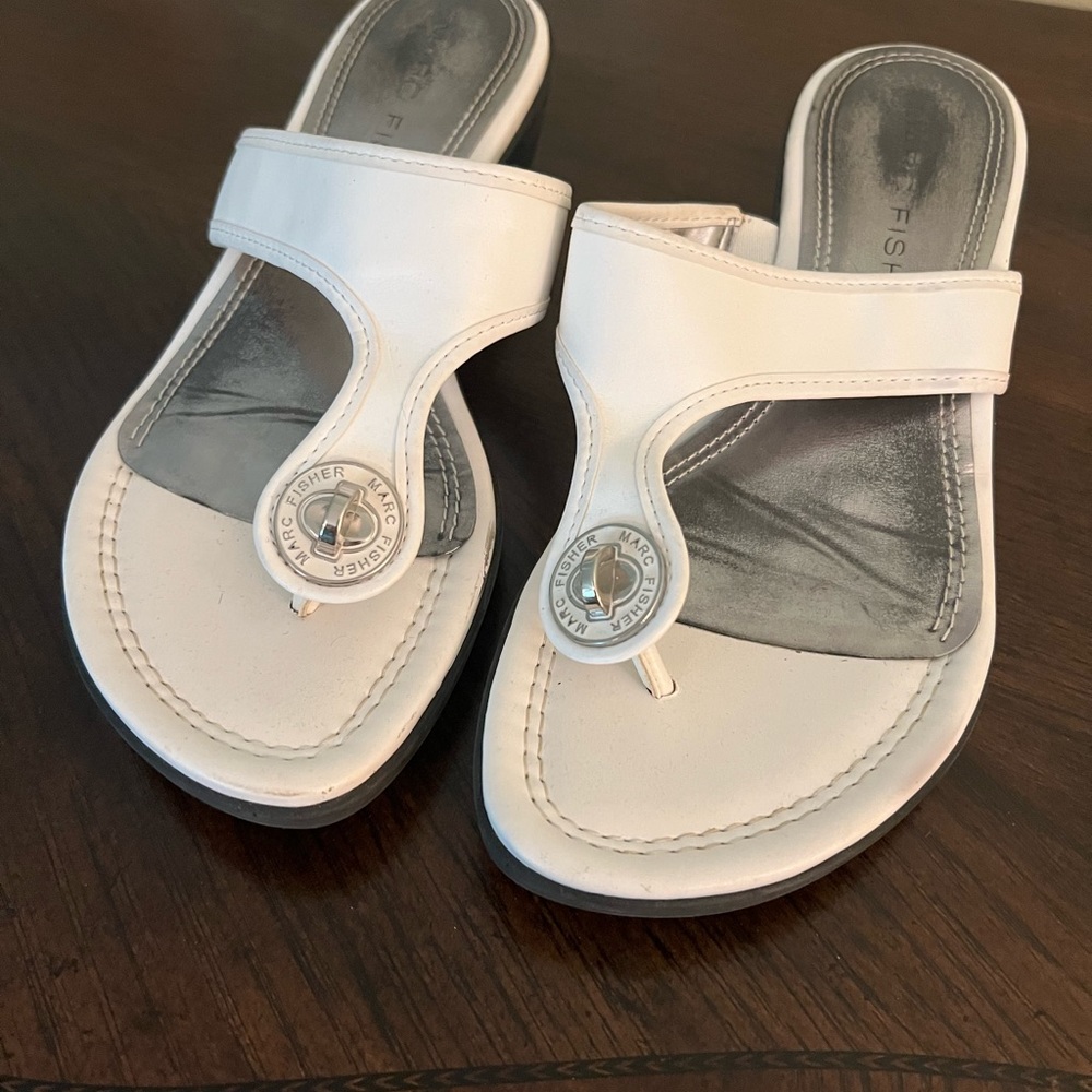 Marc Fisher white turn lock dial flip flop sandal